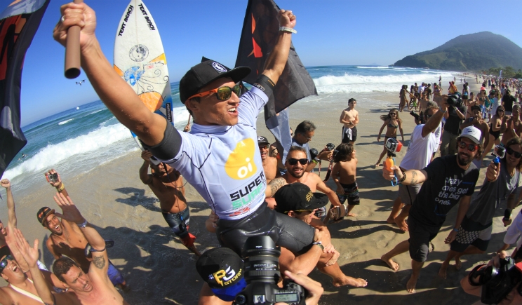 Super Surf em Maresias coroa Flavio Nakagima